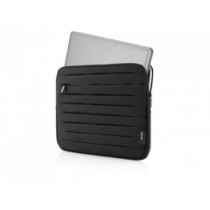 belkin-13-3-pleated-sleeve-for-macboaccs-1.jpg